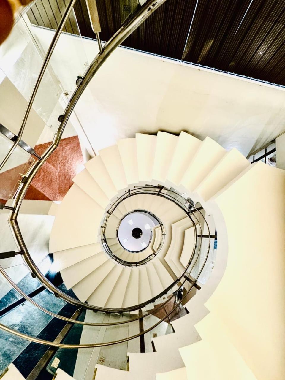 Hotel Megha Inn Лакхнау Екстер'єр фото